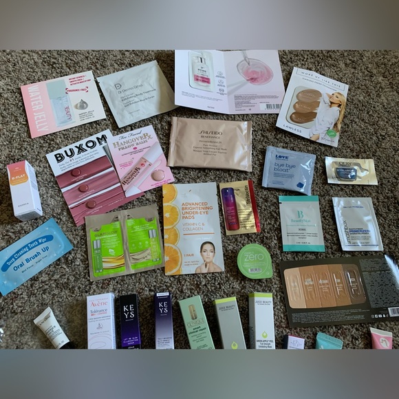 Huge Bundle NEW 38 Pcs Skincare & Makeup Lots Mix - Picture 6 of 10